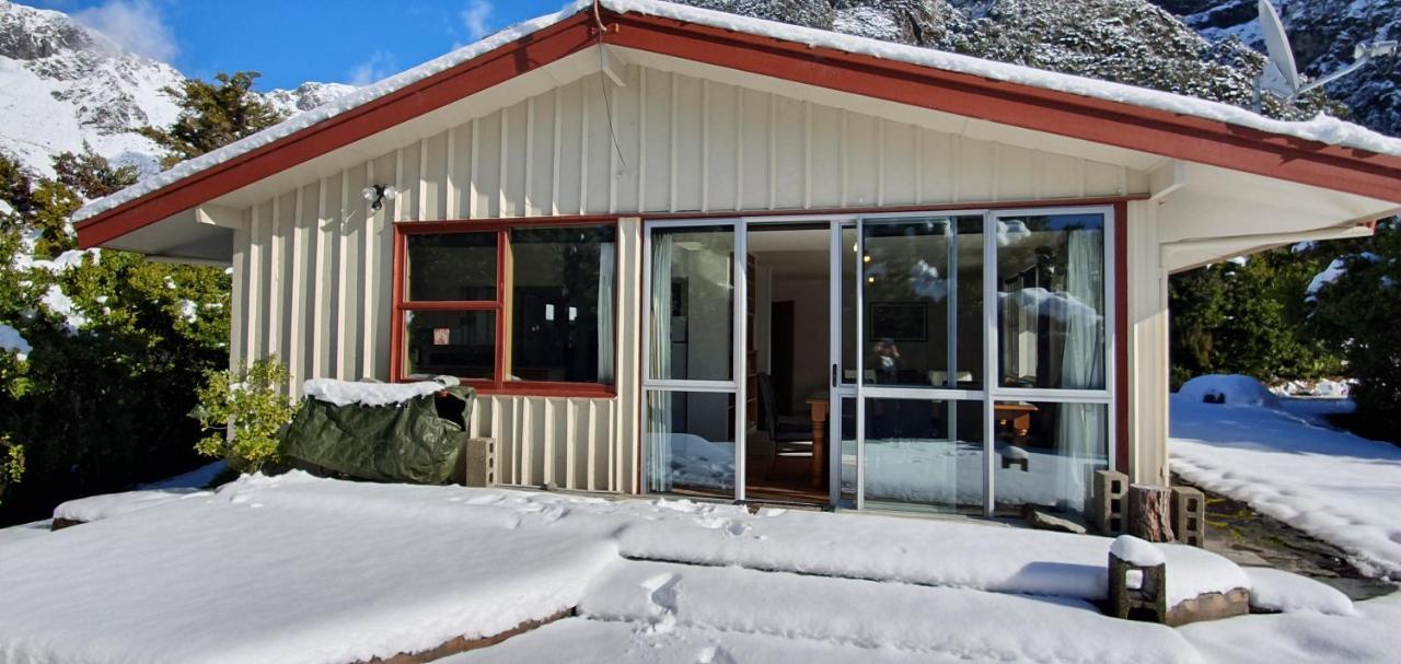 Aoraki / Mount Cook Aoraki Alpine Chaletヴィラ エクステリア 写真